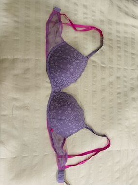 Victoria's Secret Lavender Lace Bra with Hot Pink Straps